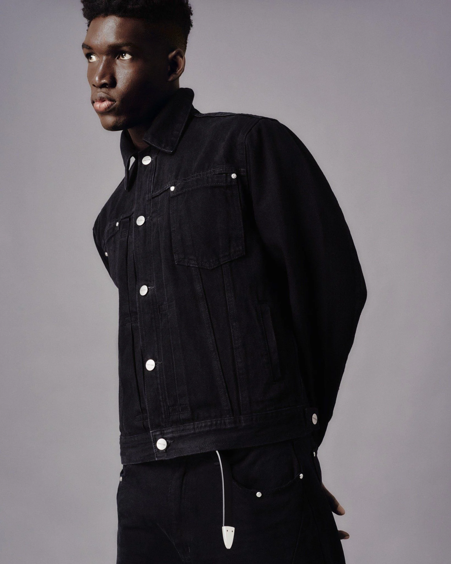 MAVERIK TRUCKER DENIM JACKET (BLACK)